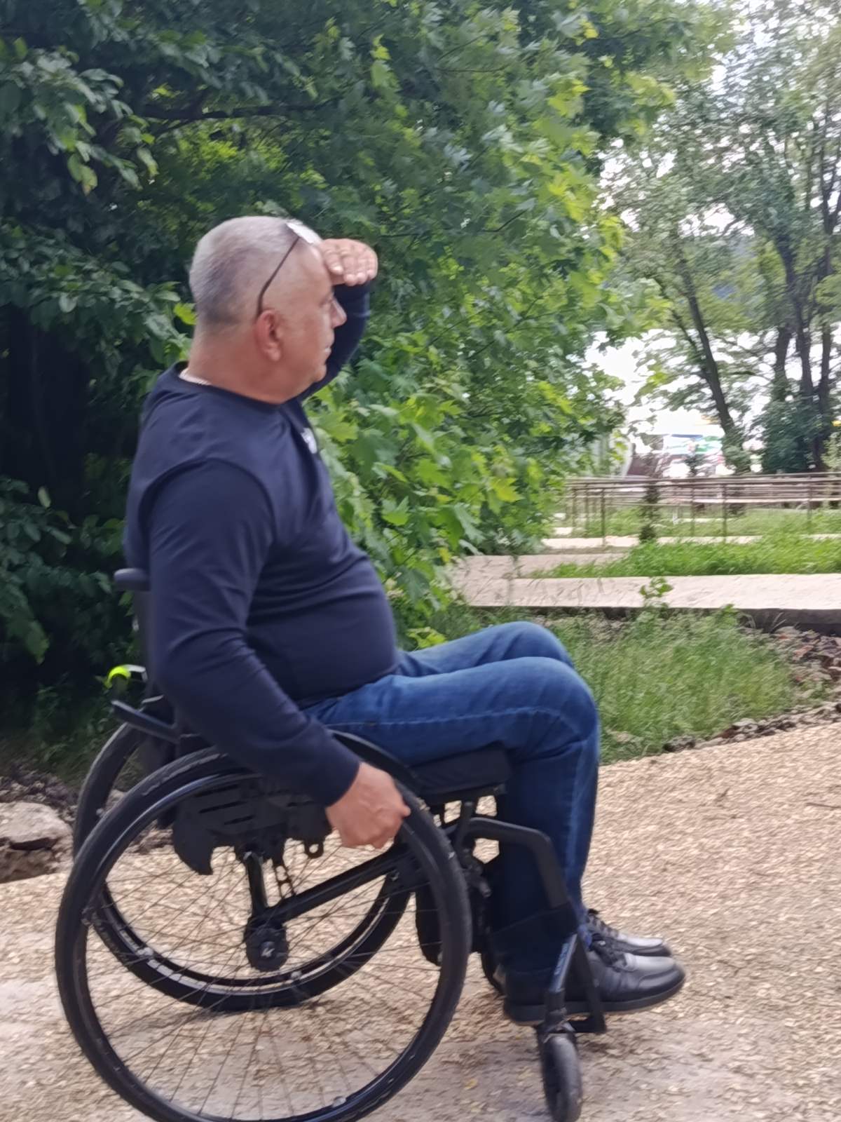 Готовий ділитись своїм враженням і досвідом